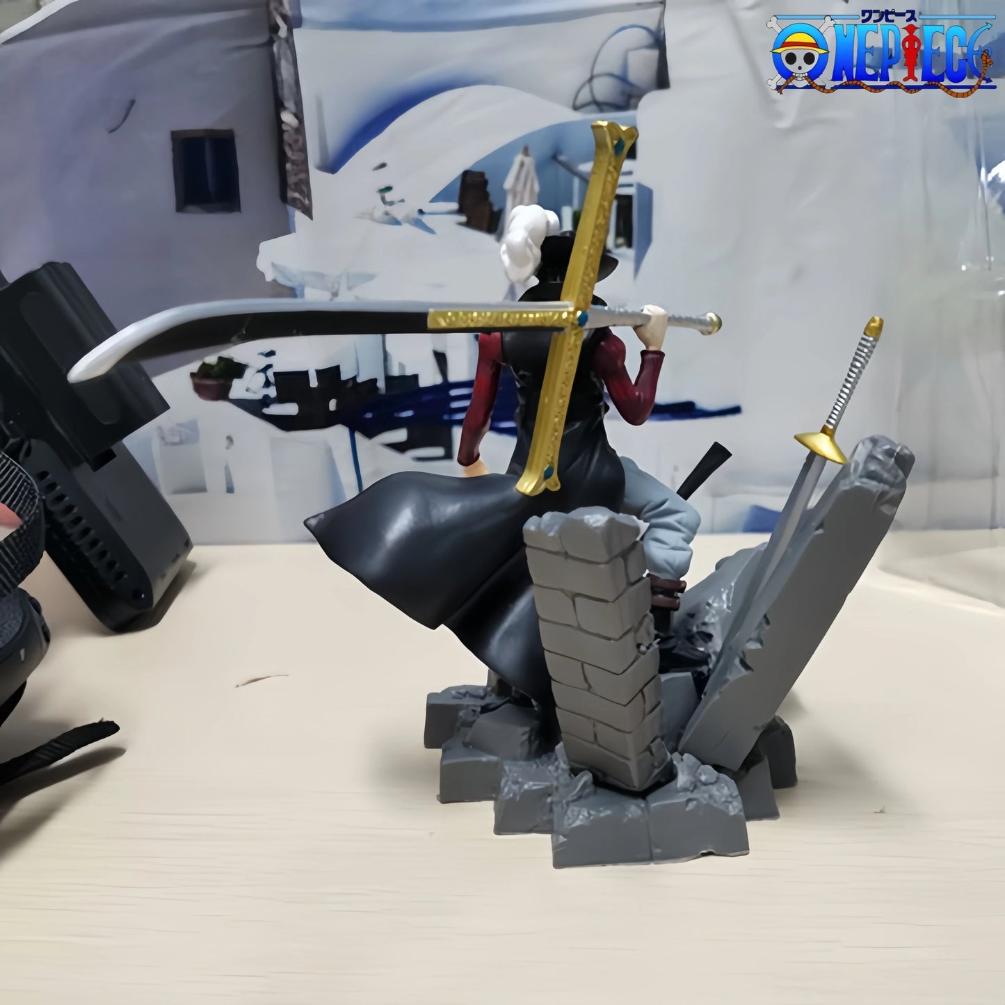 16Cm One Piece Mihawk Action Figure PVC Figurine Model Toy Desktop Decoration Collectibles Anime Figures Boy'S Birthday Gift