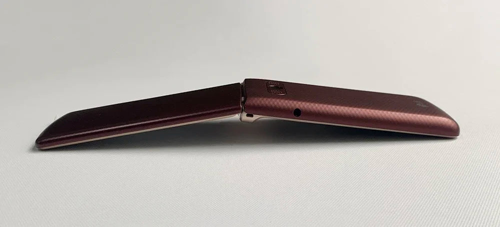 Original LG X100 Smart Folder 4G LTE Mobile Phone 3.3'' 2GB RAM 16GB ROM 4.9MP WiFi Snapdragon 212 Quad-Core Android x100