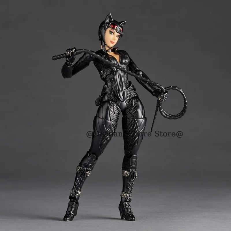 Amazing Yamaguchi Catwoman Selina Kyle Action Figure Kaiyodo Revoltech Figures Collection 15cm Comic The Cat Woman Model Toys