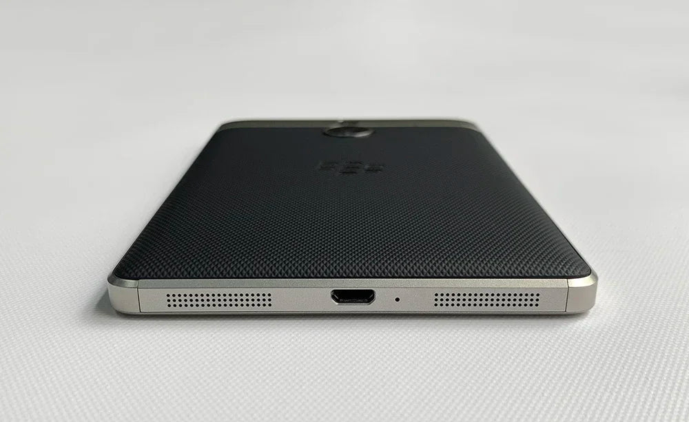 Original BlackBerry PassPort II Q30 Silver Edition 4G Mobile Phone 4.5'' 3GB RAM 32GB ROM Snapdragon 801 Quad-Core SmartPhone