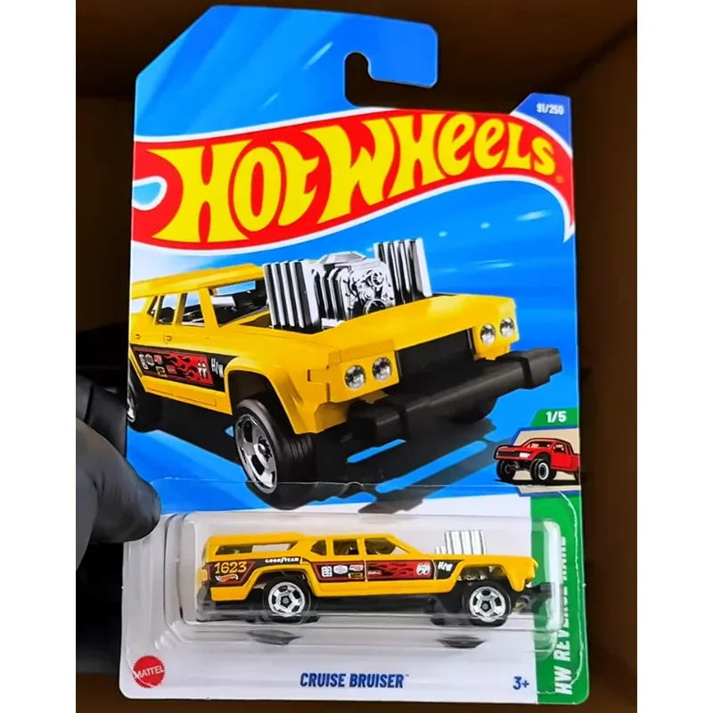 2025J Original Hot Wheels Car 1/64 Diecast Mercedes AMG Porsche Toyota GR86 Nissan Leaf Nismo Ferrari SF90 Stradale Toy for Boy