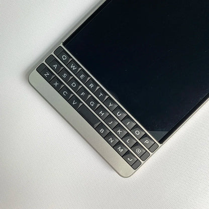 Original BlackBerry PassPort II Q30 Silver Edition 4G Mobile Phone 4.5'' 3GB RAM 32GB ROM Snapdragon 801 Quad-Core SmartPhone