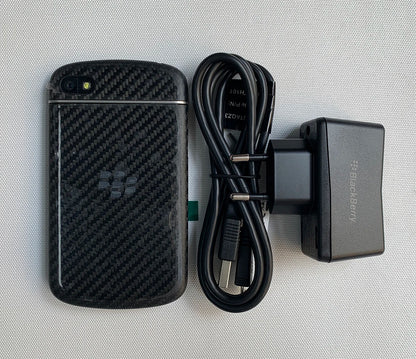 Original Blackberry Q10 4G Mobile Phone 3.1" 2GB RAM 16GB ROM 8MP English Arabic QWERTY Keyboard Dual Core q10 cellphone