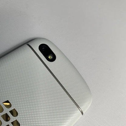 Original Blackberry Q10 4G Mobile Phone 3.1" 2GB RAM 16GB ROM 8MP English Arabic QWERTY Keyboard Dual Core q10 cellphone