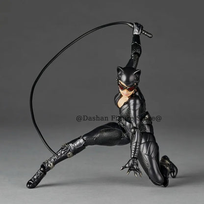 Amazing Yamaguchi Catwoman Selina Kyle Action Figure Kaiyodo Revoltech Figures Collection 15cm Comic The Cat Woman Model Toys