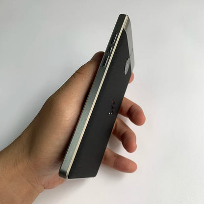 Original BlackBerry PassPort II Q30 Silver Edition 4G Mobile Phone 4.5'' 3GB RAM 32GB ROM Snapdragon 801 Quad-Core SmartPhone