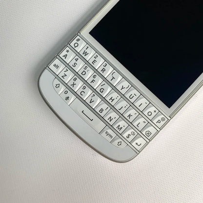 Original Blackberry Q10 4G Mobile Phone 3.1" 2GB RAM 16GB ROM 8MP English Arabic QWERTY Keyboard Dual Core q10 cellphone